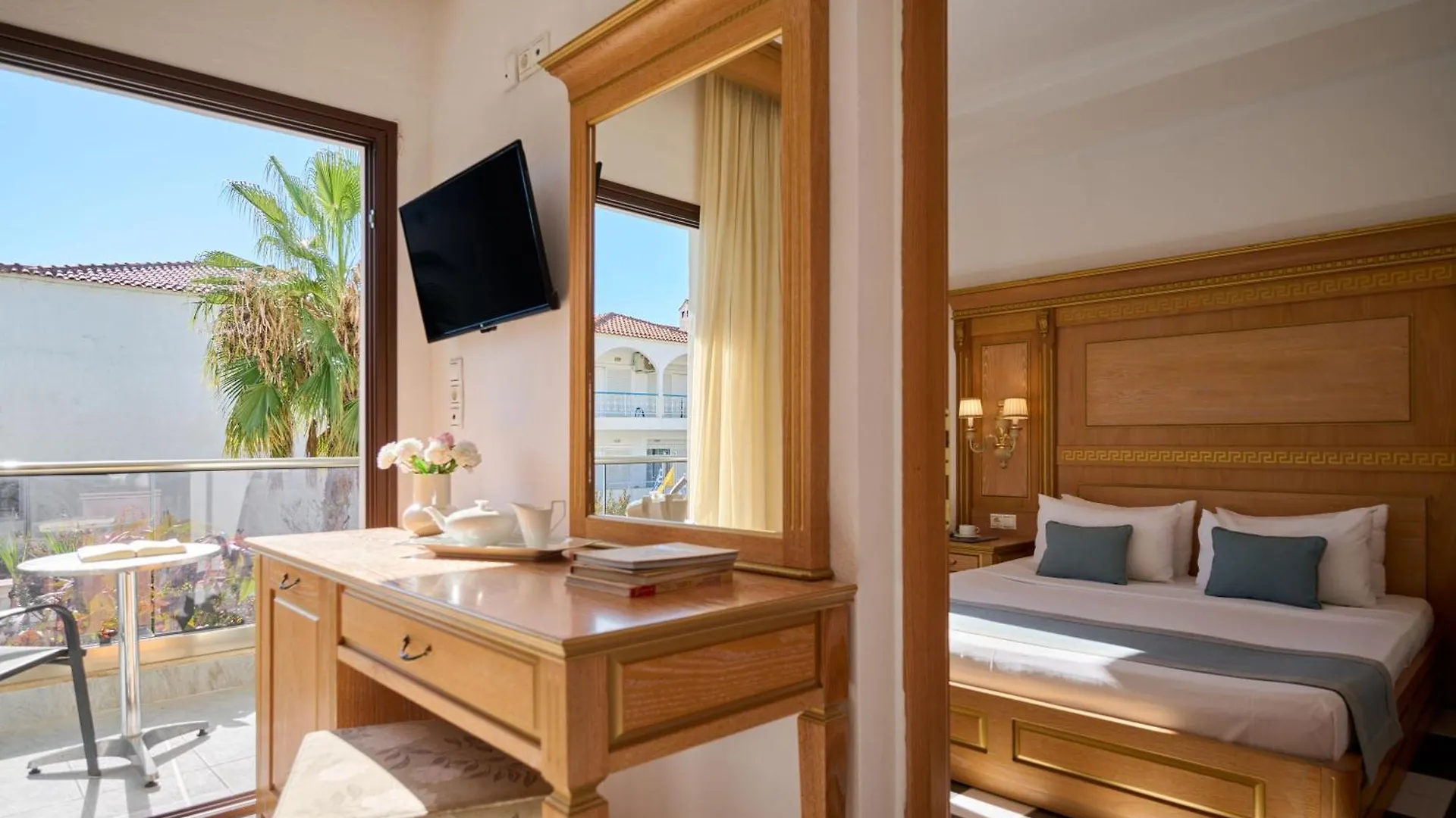 Evlogia Hotel Seafront And Anex By Greek Pride Fourka