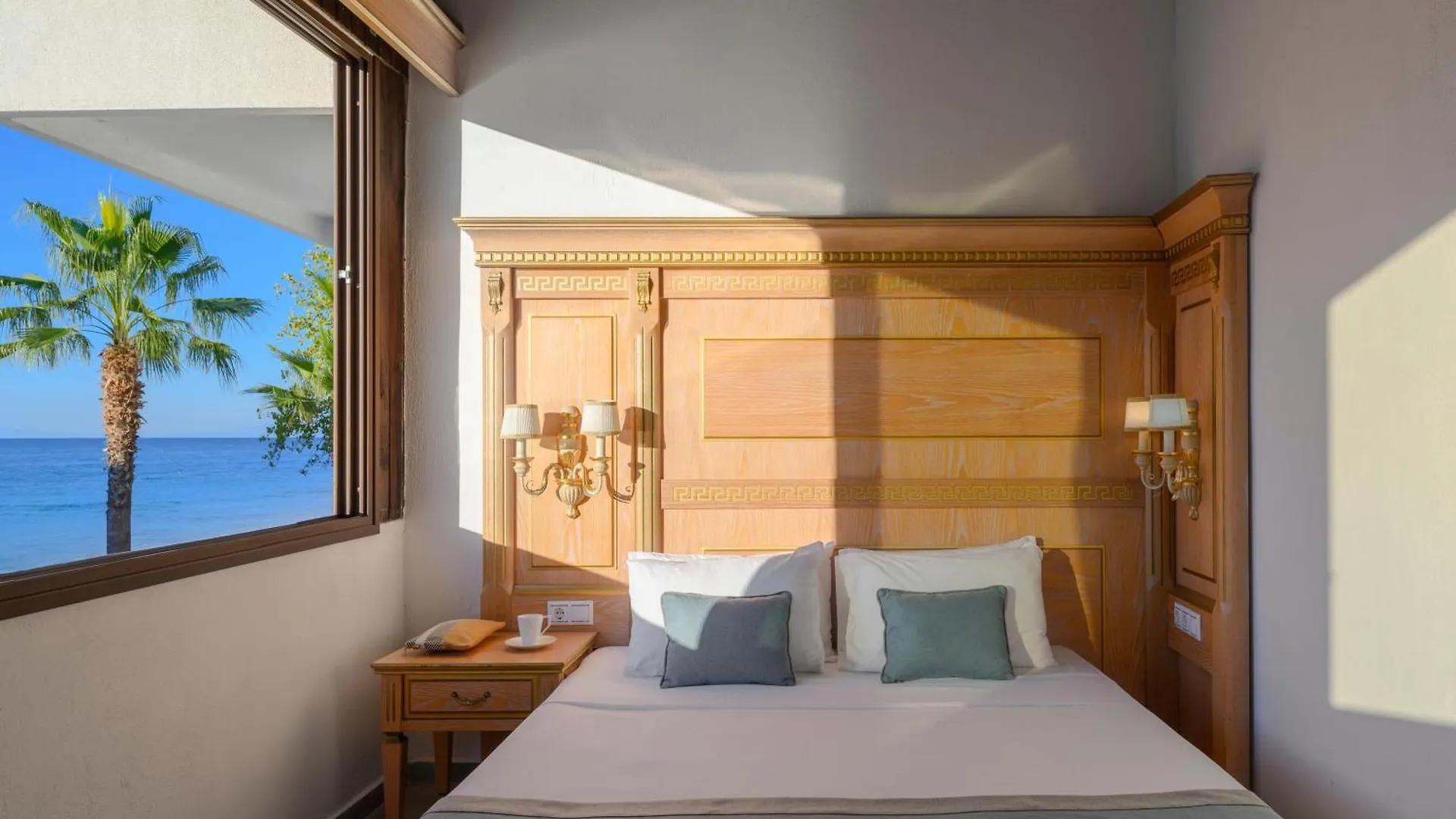 Evlogia Hotel Seafront And Anex By Greek Pride Fourka