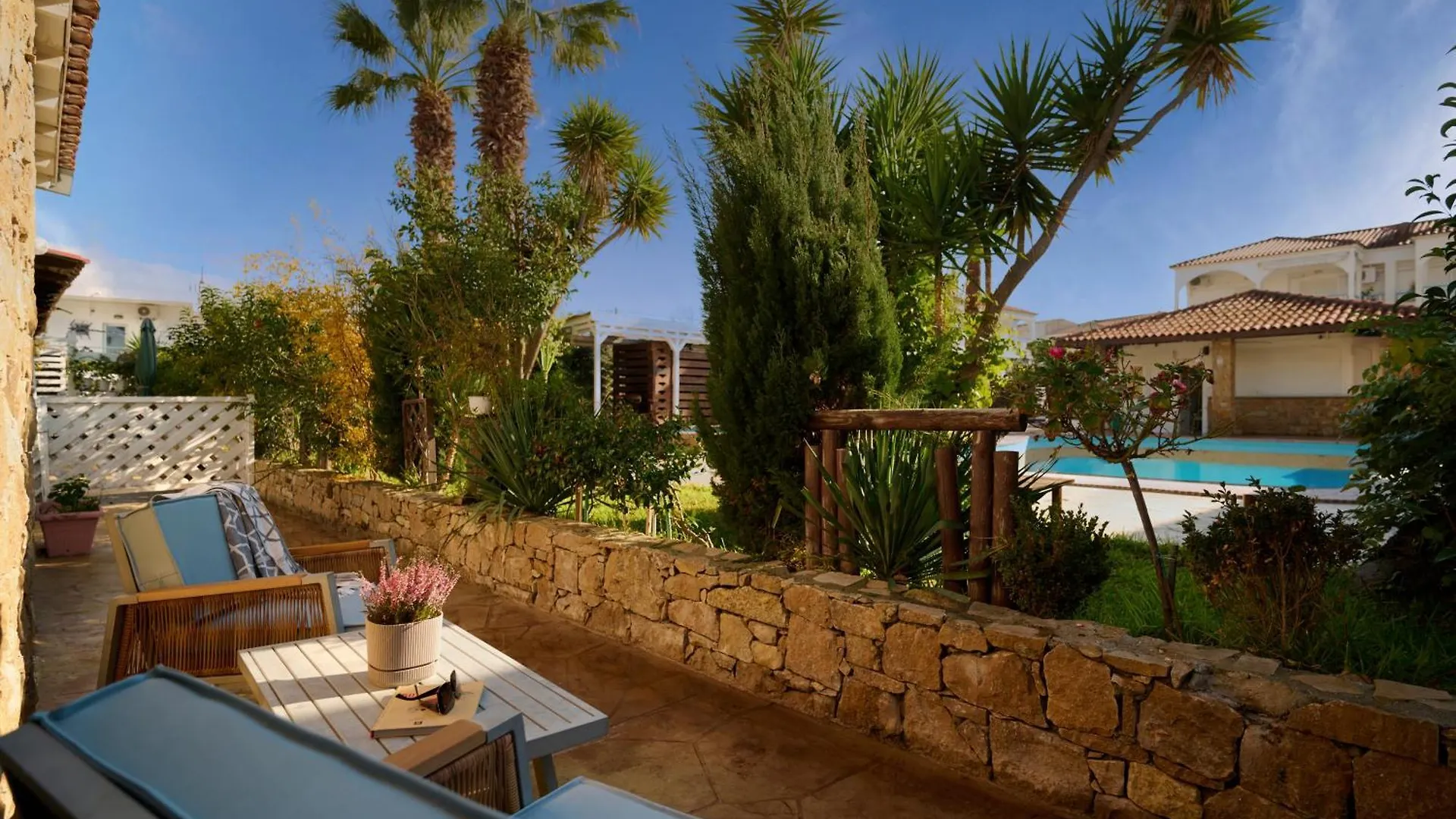 Evlogia Hotel Seafront And Anex By Greek Pride Fourka