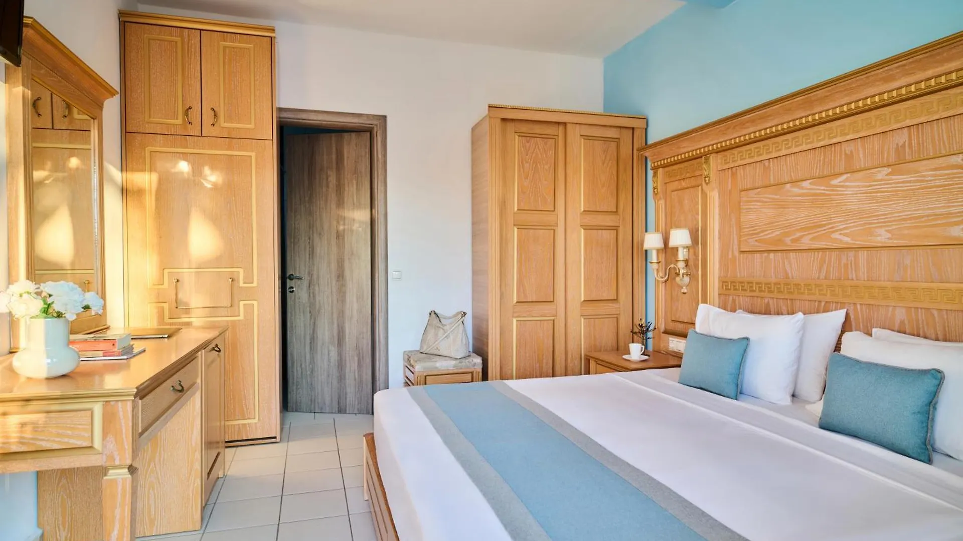 Evlogia Hotel Seafront And Anex By Greek Pride Fourka 4*,  Greece